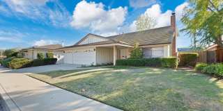 Beautiful Westlake First Neighborhood Family Home w/ Large Backyard with Panoramic Mtn Views Gallery 4