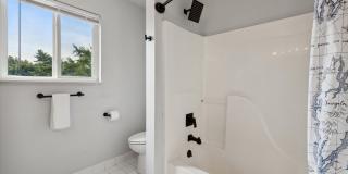 578 E Mahan Avenue Gallery 24