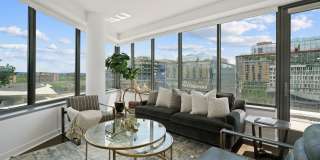 The Banks Gallery 77