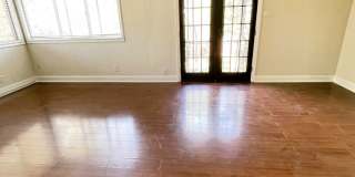 AVAILABLE NOW - Beautiful corner house in Webster Groves across the street from Avery Elementary! Gallery 8