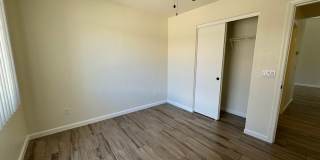 3 BEDROOM HOME NO NEIGHBORS BEHIND! Gallery 14