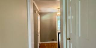 Spacious 4-Bedroom Single Family House in Baltimore Gallery 21