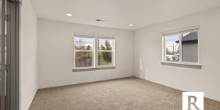 New 3 Bed/2.5 Bath Townhome in Medford Gallery 13