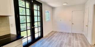 Gorgeous Encino Hills Home Gallery 16