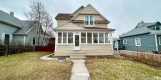 Spacious and inviting 3 bed, 2 bath rental Gallery 1