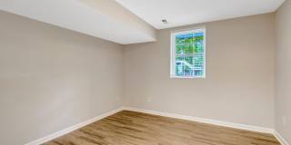 10929 Park Road Gallery 41