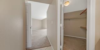 Green Valley Home! Beautiful &  Spacious! Stainless steel appliances! Washer & dryer! No pets! Gallery 32