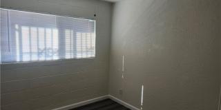 2700 BASSWOOD Avenue Gallery 12