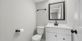 1543 S Ardmore Avenue Gallery 13