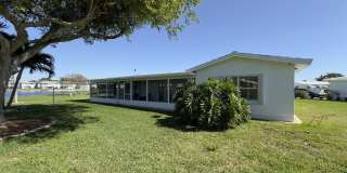 Lakefront 2BR Home in 55+ Leisureville Community Gallery 23