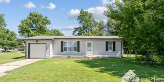 Spacious 3 Bed Corner Lot Near South High & I-235 Gallery 1