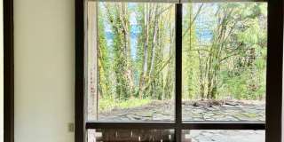 2 Bed / 2 Bath Lakeview Bellevue cottage $3,295/month Gallery 12