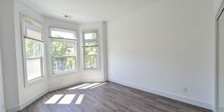 1048_DIVIS Gallery 5