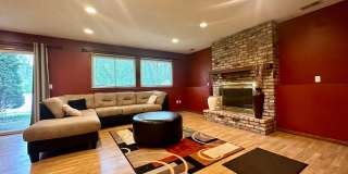 3 Bedroom Home in Maple Grove Gallery 12