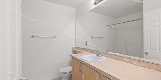 2ND MONTH FREE! Charming Townhome w/ Fireplace, Balcony & More Near Progress Ridge! Gallery 17