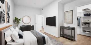 Reva Gallery 28
