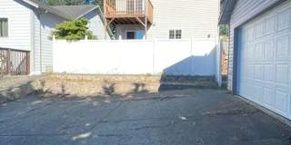 PRELEASING: 4 bdrm/1.5 bath house near WWU Park-N-Ride PRELEASING: 4 bdrm/1.5 bath house near WWU Park-N-Ride Gallery 24
