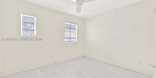 610 8th St Gallery 19