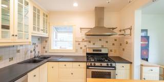 1208 East Barclay Court Gallery 15