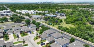 Newly Constructed, 4 BR / 3 BA Home - 2 Car Garage - Pool - Close to Mueller Gallery 31