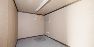 1905 E 7th St Gallery 11