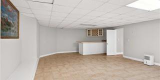 235 Summerhouse Lane Gallery 50