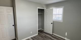 3 Bedroom Beautifully updated Ranch Gallery 28