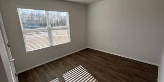 Beautiful 3 Bed, 2 Bath Home in Somerset – Pre-Leasing Now! Gallery 15