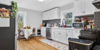 Nice 3 bed in Somerville Gallery 10
