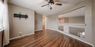 15638 W Redfield Road Gallery 38