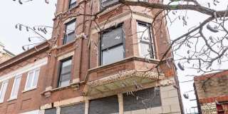1907 S Racine Gallery 1