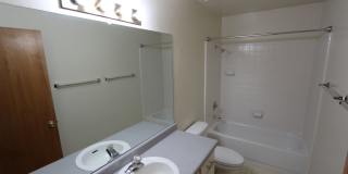 3-Bedroom Townhome in Desirable Lower Greenlaw Gallery 20