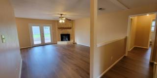 College Station - 3 bedroom / 2 bath / 2 car garage house with fenced in back yard. Gallery 4