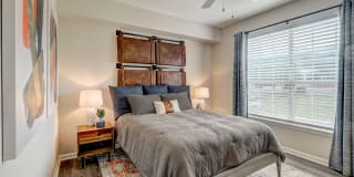 Centerview at Crossroads Gallery 13