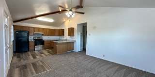 Top Floor of Benicia Duplex Gallery 4