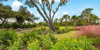 Beautifull Furnished Townhome - Nokomis - 2 Bedroom 2.5 bath plus office -1 Car Garage Gallery 60