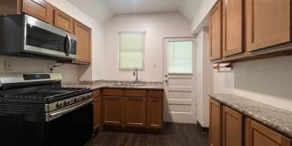 Charming and Updated 3BR Home For Rent in Pittsburgh's Elliot Neighborhood Gallery 8