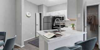 Elliot Baymeadows Gallery 23