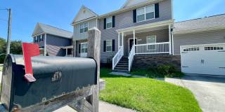 Stunning 4 Bedroom, 2.5 Bath Home Just 3 Blocks to Chesapeake Bay Gallery 3