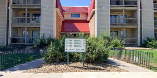 Updated Condo in Aurora Gallery 1
