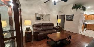 BEAUTIFUL 2 Bedroom 2 Bath Home Gallery 9