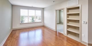Domain College Park Gallery 20