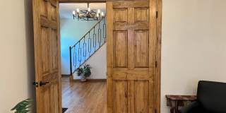 Detroid Shoreway Renovated  4 Bedroom, 2 Bath House with Detached Garage Gallery 7
