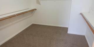 7318 N KIRSTEN Avenue Gallery 31