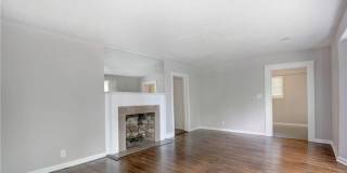 Exceptional Eastside Bungalow Gallery 7