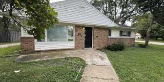 101 Shabbona Drive Gallery 1
