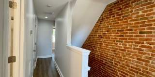 Beautiful 3Bed/2.5Bath Home in the City Gallery 8