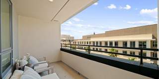 39 S Los Robles Avenue Gallery 27