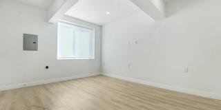 Hollywood Hills Apartments Gallery 1