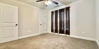 3 BD, 2 BA Home in Wilson Gallery 14